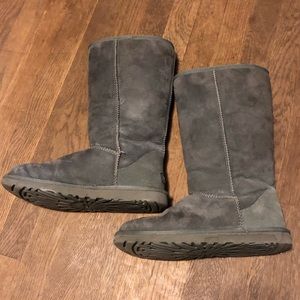 Classic tall gray ugg boots